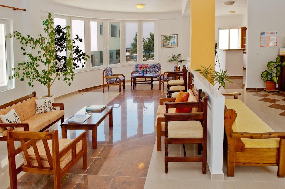 Thodorou Villa Agia Marina  Exterior photo